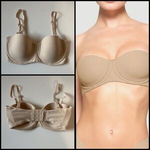 Skims Fits Everybody Strapless Bra in Sand NWOT size 30D